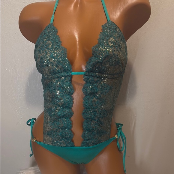 Beach Bunny green sequin lace monokini - Picture 2 of 6